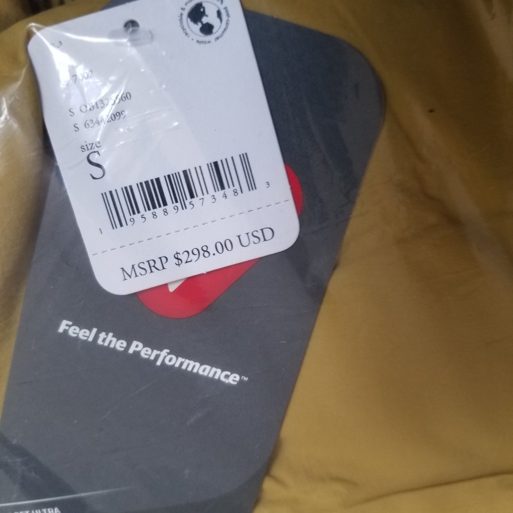 SALE NWT FP Movement Survival Mode Puffer Yellow Desert Grass Jacket 50% OFF - Picture 7 of 8
